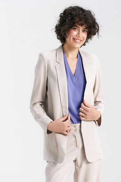 Women's Jacket with Lined Lapels and Shoulder Pads Nife